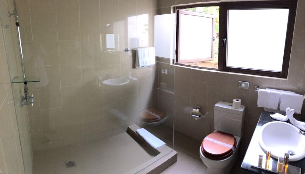 Petit Amour Villa Glacis  Bagian luar foto